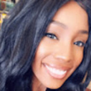 Meet your Posher, Denisha